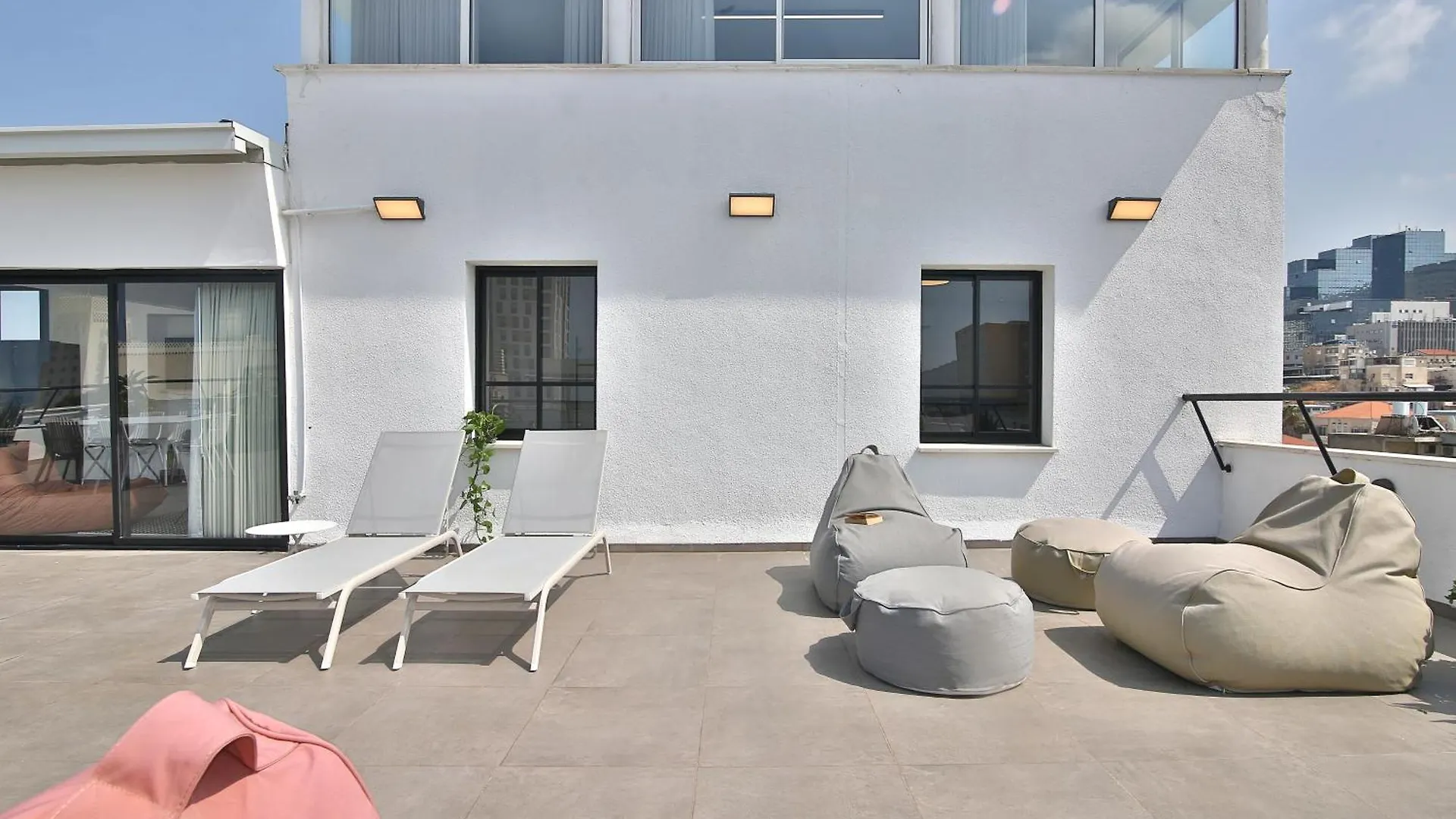Rooftop 42 - Penthouse Haifa Apartment