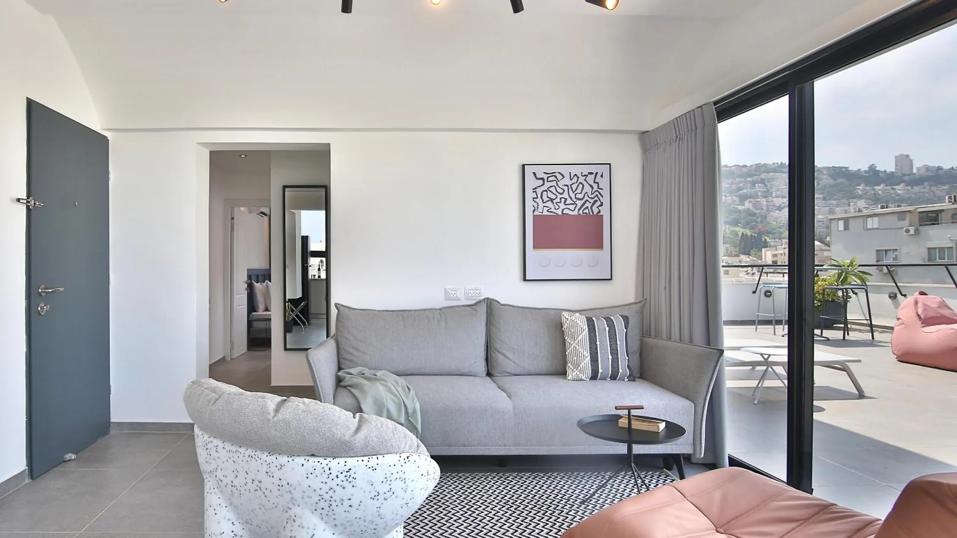Rooftop 42 - Penthouse Haifa Israel