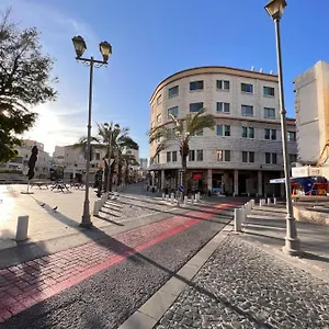 Paris Square Downtown Апартаменты